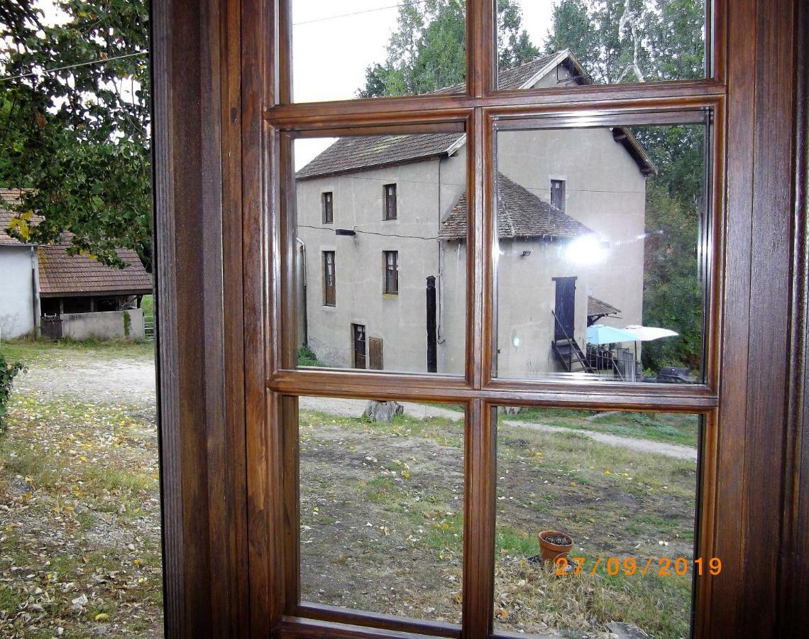مبيت وإفطار Saint-Vallier  Dependance Du Moulin Galuzot المظهر الخارجي الصورة