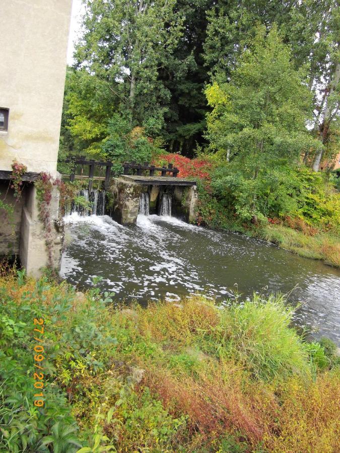 مبيت وإفطار Saint-Vallier  Dependance Du Moulin Galuzot المظهر الخارجي الصورة